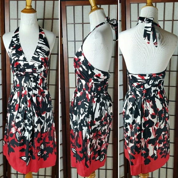 jonathan martin Dresses & Skirts - NWT JONATHAN MARTIN FLORAL HALTER DRESS